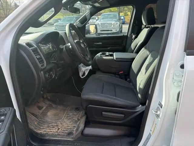 2025 Ram 1500 Tradesman Crew Cab 4x4 5'7" Box