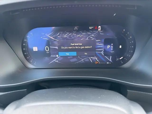 2026 Volvo XC40 Plus, B5 AWD Gas (mild hybrid), Dark
