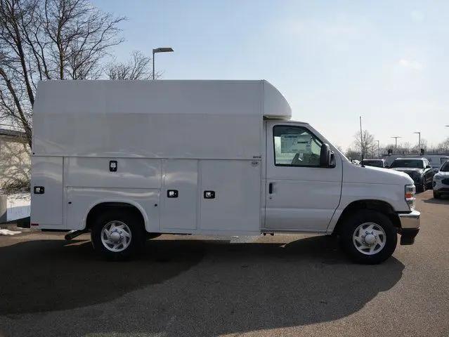 2025 Ford E-350 Cutaway E-Series Cutaway