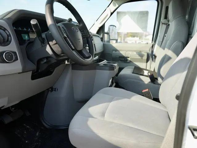 2025 Ford E-350 Cutaway E-Series Cutaway