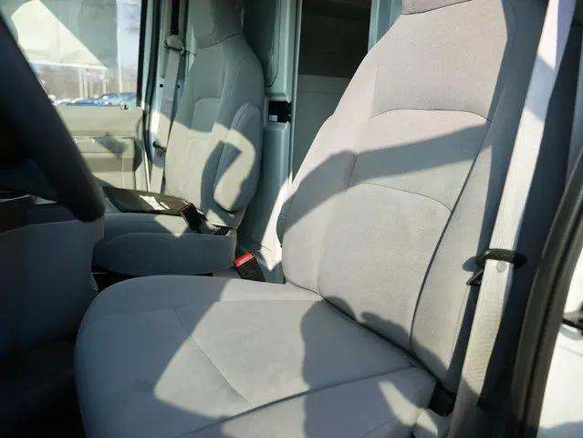 2025 Ford E-350 Cutaway E-Series Cutaway