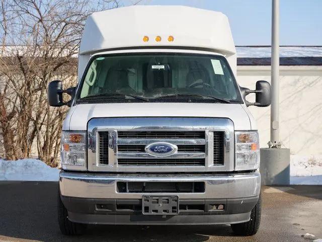 2025 Ford E-350 Cutaway E-Series Cutaway