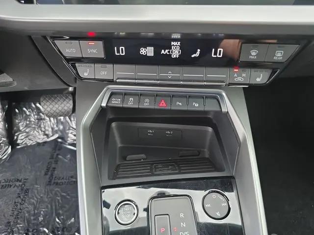 2023 Audi A3 Premium 40 TFSI Front-Wheel Drive S tronic