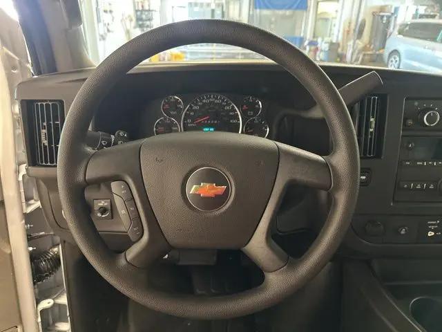 2025 Chevrolet Express Cutaway Work Van
