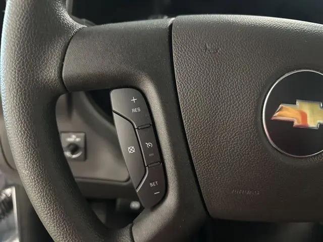 2025 Chevrolet Express Cutaway Work Van