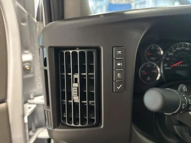 2025 Chevrolet Express Cutaway Work Van