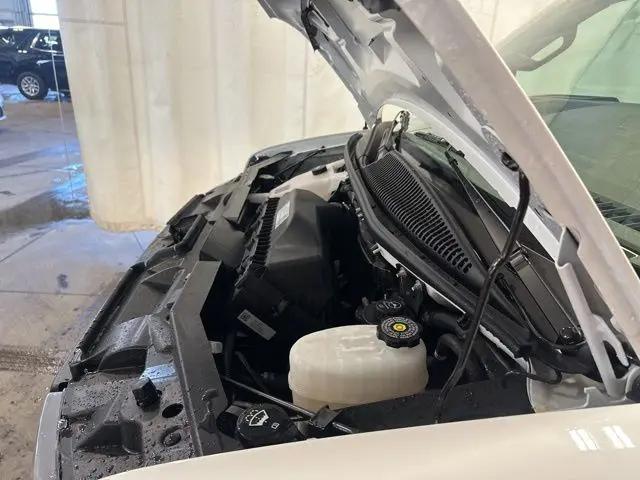 2025 Chevrolet Express Cutaway Work Van