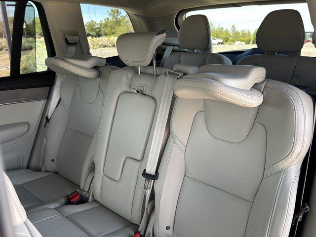 2026 Volvo XC90 Plug-In Hybrid Ultra Dark Theme, T8 AWD, Electric/Gasoline, 7 Seats