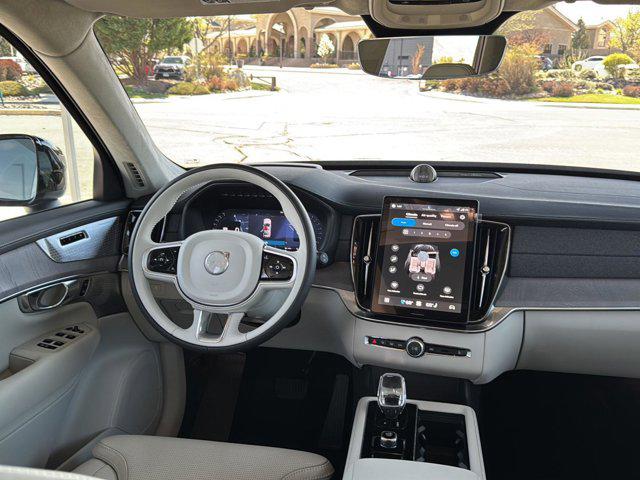 2026 Volvo XC90 Plug-In Hybrid Ultra Dark Theme, T8 AWD, Electric/Gasoline, 7 Seats