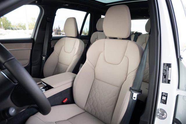 2026 Volvo XC90 Plug-In Hybrid Ultra, T8 AWD, Electric/Gasoline, Bright, 7 Seats