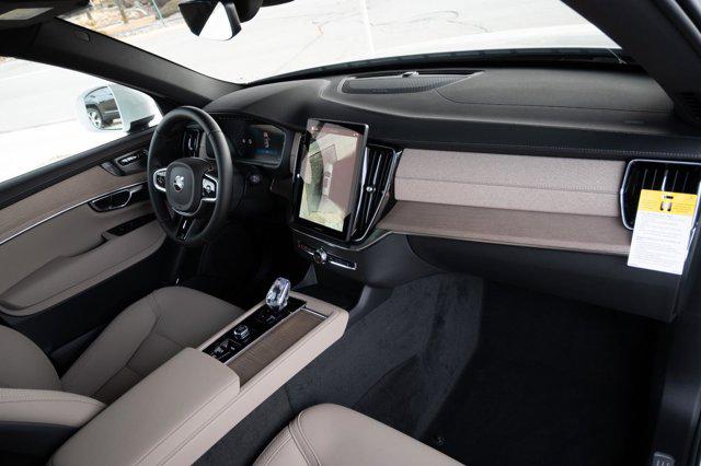 2026 Volvo XC90 Plug-In Hybrid Ultra, T8 AWD, Electric/Gasoline, Bright, 7 Seats