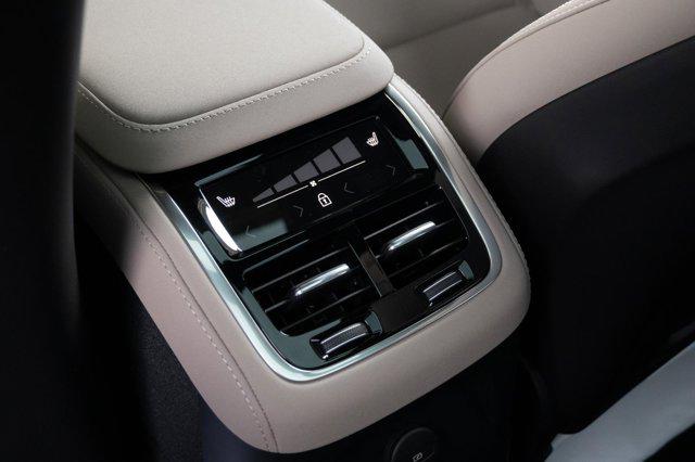 2026 Volvo XC90 Plug-In Hybrid Ultra, T8 AWD, Electric/Gasoline, Bright, 7 Seats