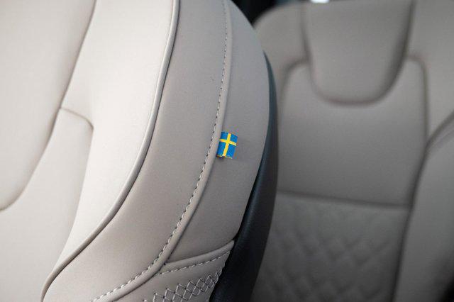 2026 Volvo XC90 Plug-In Hybrid Ultra, T8 AWD, Electric/Gasoline, Bright, 7 Seats