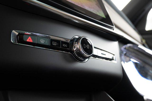 2026 Volvo XC90 Plug-In Hybrid Ultra, T8 AWD, Electric/Gasoline, Bright, 7 Seats