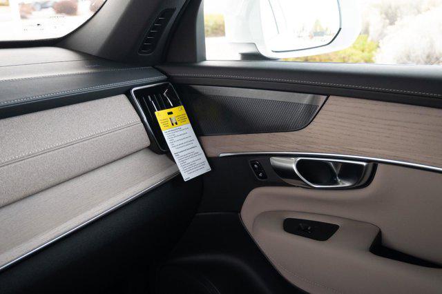 2026 Volvo XC90 Plug-In Hybrid Ultra, T8 AWD, Electric/Gasoline, Bright, 7 Seats