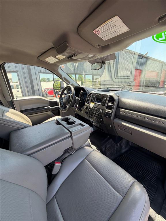 2017 Ford F-550 XL