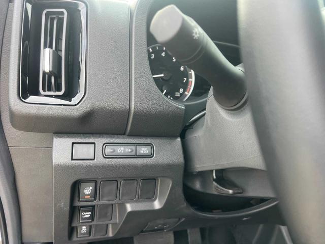 2026 Nissan Frontier Crew Cab Long Bed SV 4x4