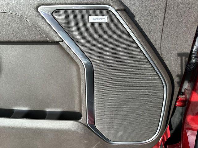 2025 GMC Sierra 2500HD 4WD Crew Cab Standard Bed SLT