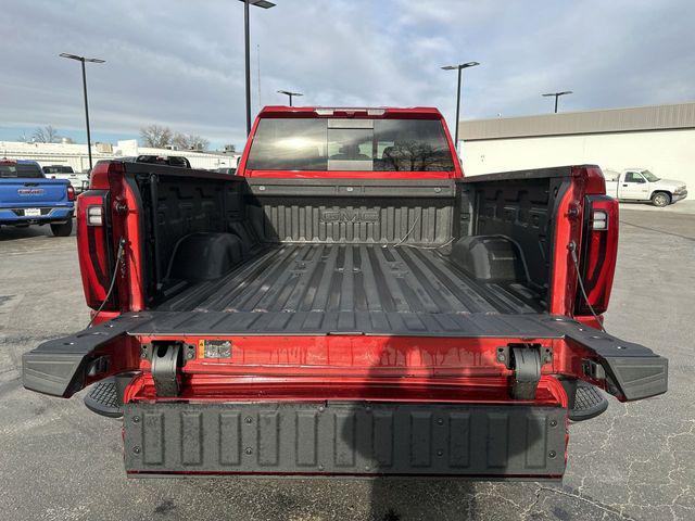 2025 GMC Sierra 2500HD 4WD Crew Cab Standard Bed SLT