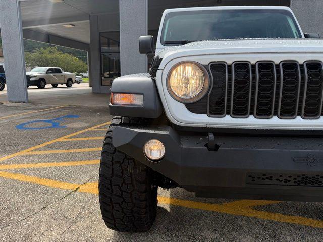 2026 Jeep Wrangler 4-Door Sport 4x4