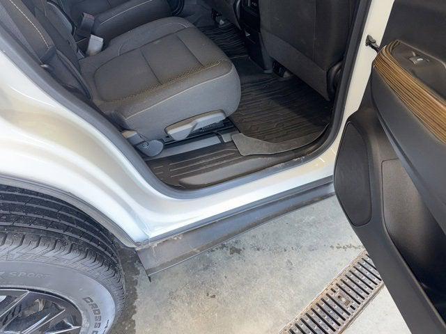 2023 GMC Acadia AWD SLE