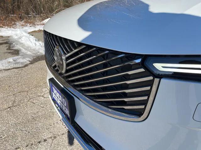 2026 Volvo XC90 Plus, B6 AWD Gas (mild hybrid), Gasoline, Bright, 7 Seats