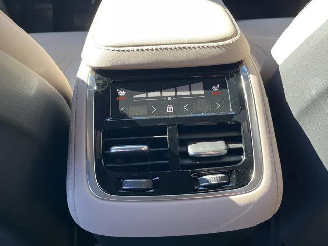 2026 Volvo XC90 Plus, B6 AWD Gas (mild hybrid), Gasoline, Bright, 7 Seats