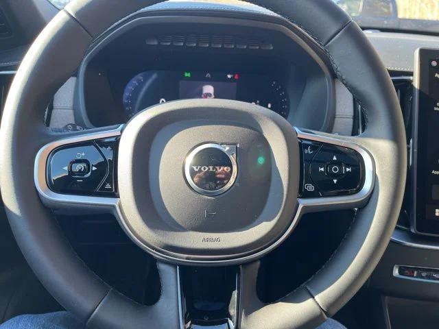 2026 Volvo XC90 Core, B5 AWD Gas (mild hybrid), Gasoline, Bright, 7 Seats
