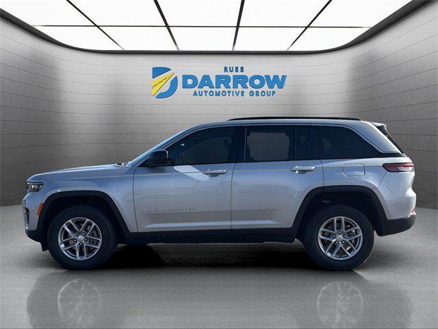 2026 Jeep Grand Cherokee GRAND CHEROKEE LAREDO X 4X4