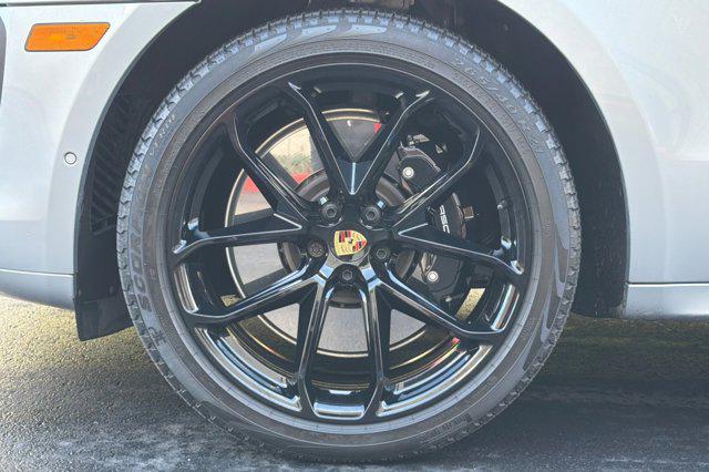 2025 Porsche Macan GTS