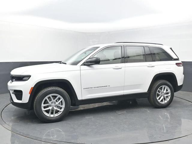 2026 Jeep Grand Cherokee GRAND CHEROKEE LAREDO X 4X4