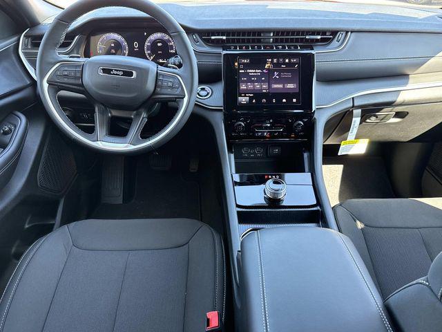 2026 Jeep Grand Cherokee GRAND CHEROKEE LAREDO X 4X4 2026 Jeep Grand Cherokee GRAND CHEROKEE LAREDO X 4X4