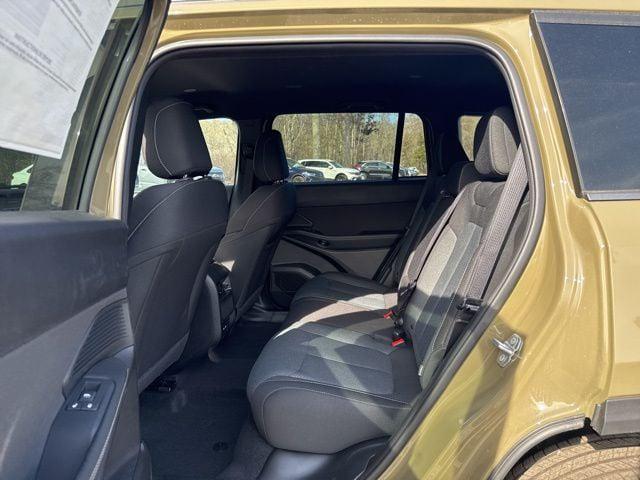 2026 Jeep Cherokee Laredo 4x4