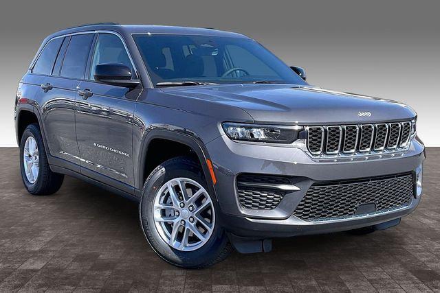 2026 Jeep Grand Cherokee GRAND CHEROKEE LAREDO X 4X4