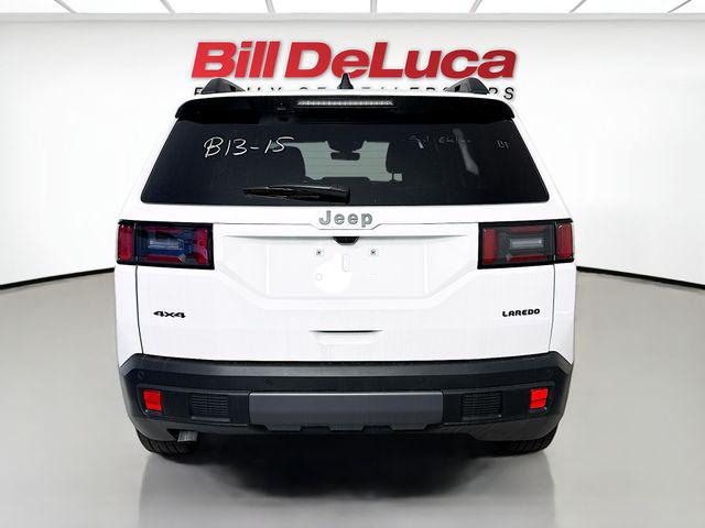 2026 Jeep Cherokee Laredo 4x4
