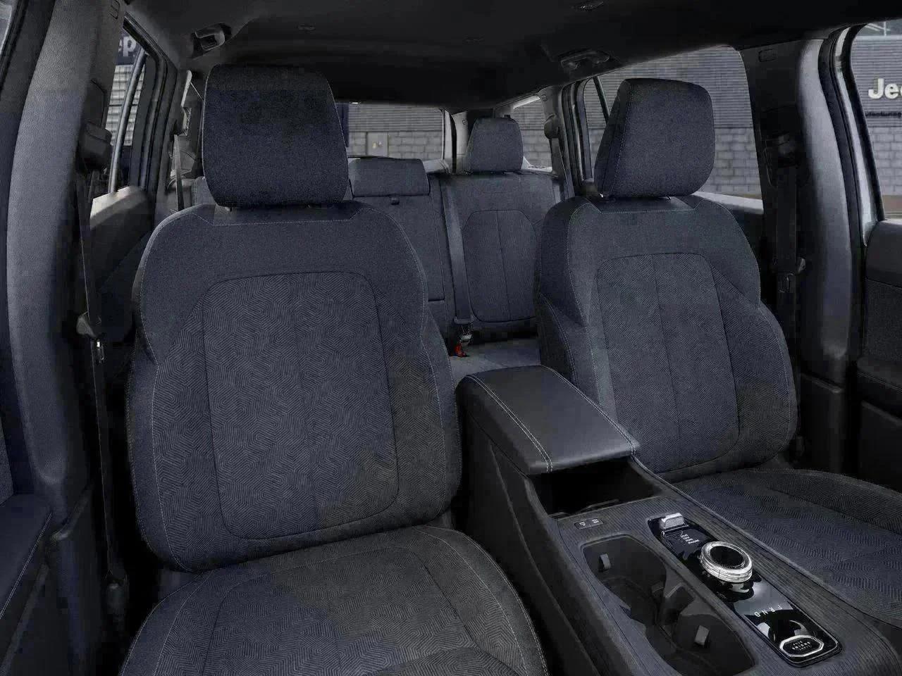 New 2026 Bright White Clear-Coat Exterior Paint Jeep Laredo image 42