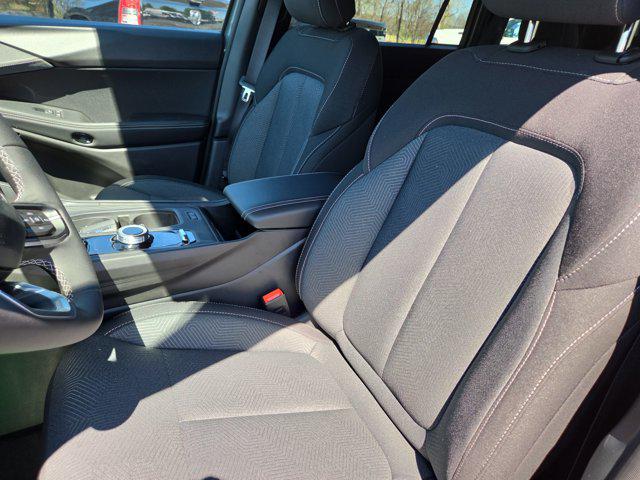 2026 Jeep Cherokee CHEROKEE LAREDO 4X4 2026 Jeep Cherokee CHEROKEE LAREDO 4X4