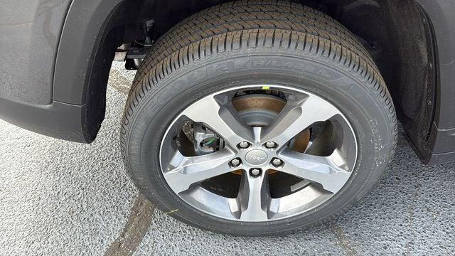 2026 Jeep Grand Cherokee Limited 4x2