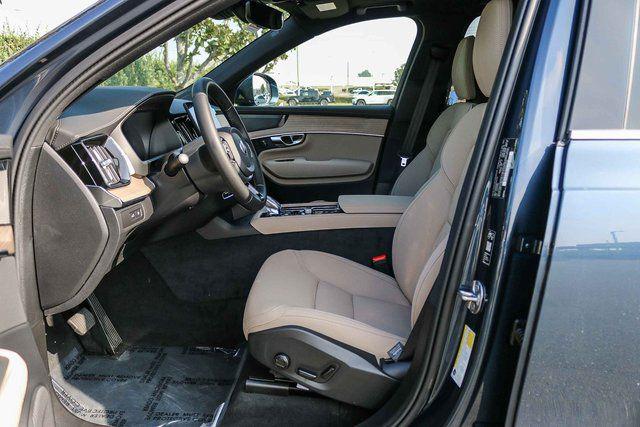 2026 Volvo XC90 Plug-In Hybrid Plus, T8 AWD, Electric/Gasoline, Bright, 7 Seats