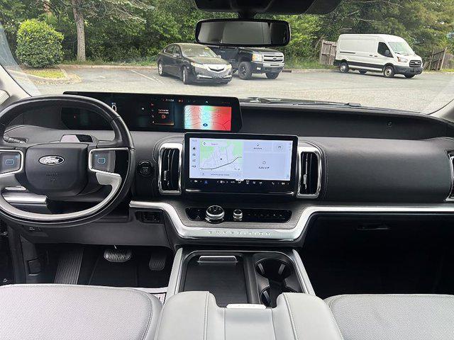 2025 Ford Expedition Platinum MAX