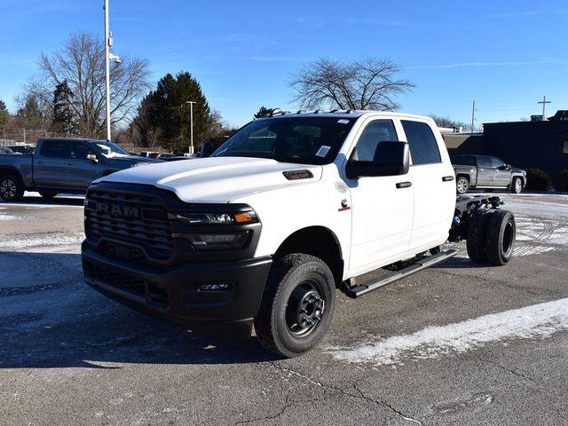 2026 RAM Ram 3500 Chassis Cab RAM 3500 TRADESMAN CREW CAB CHASSIS 4X4 60 CA
