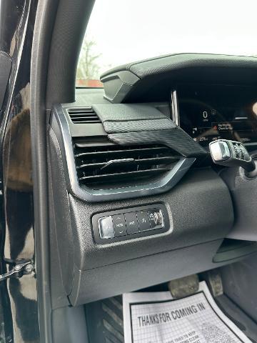 2024 GMC Acadia AWD AT4