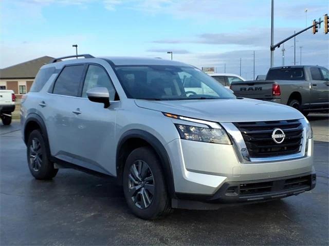 2025 Nissan Pathfinder SV 4WD