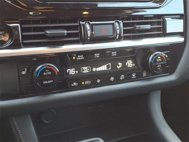 2025 Nissan Pathfinder SV 4WD