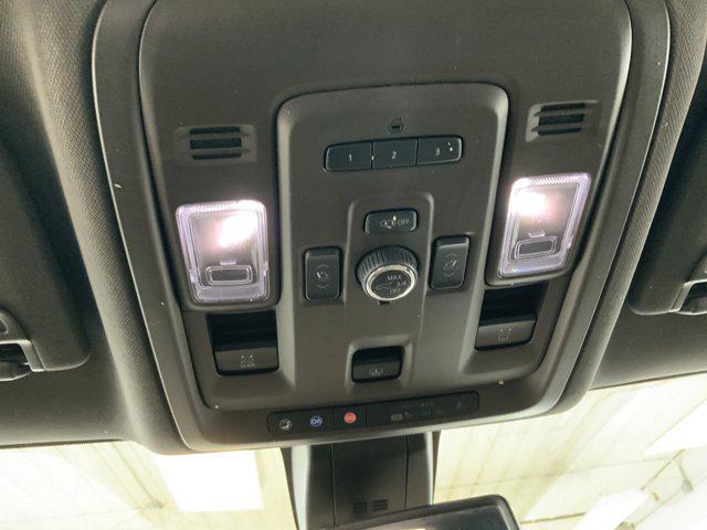 2021 GMC Yukon 4WD SLT