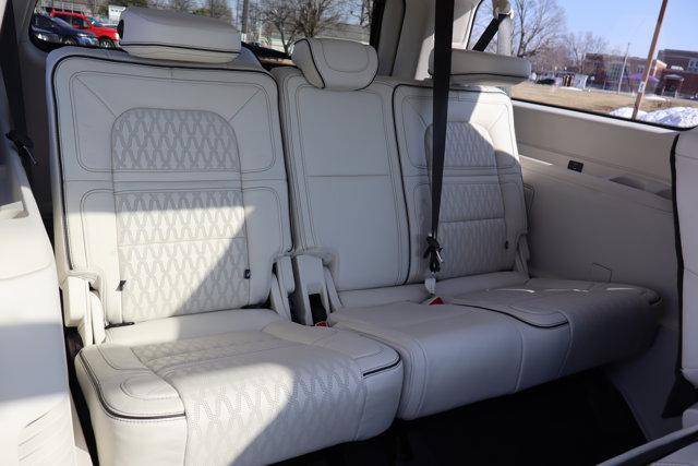 2024 Lincoln Navigator Black Label L