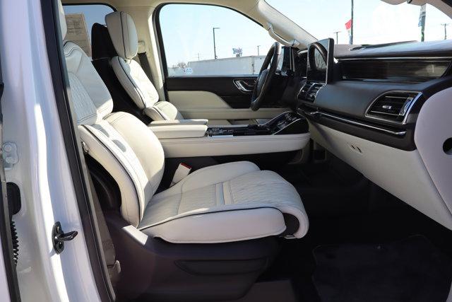 2024 Lincoln Navigator Black Label L
