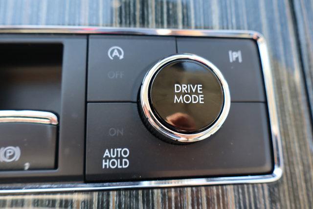2024 Lincoln Navigator Black Label L