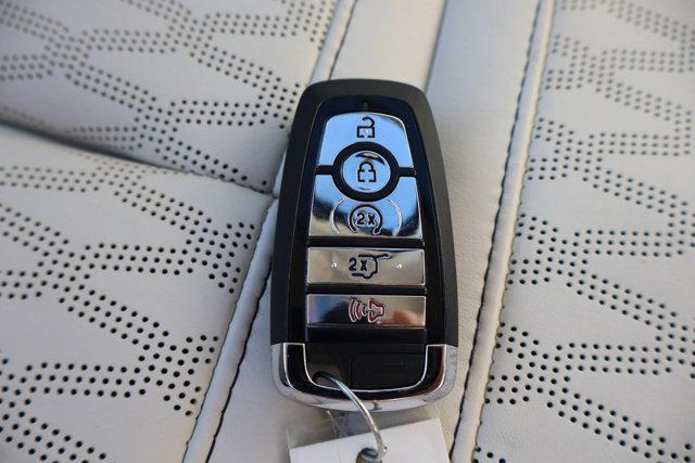 2024 Lincoln Navigator Black Label L