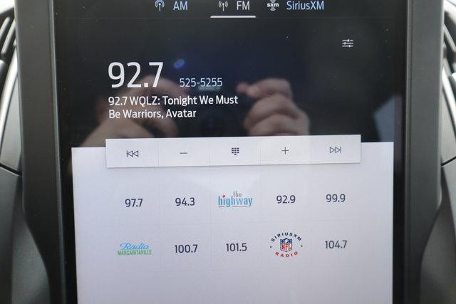 2023 Ford Edge SE